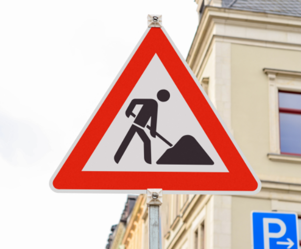 Posa dell'asfalto fonoassorbente in Via Gismona nel quartiere di Mendrisio 